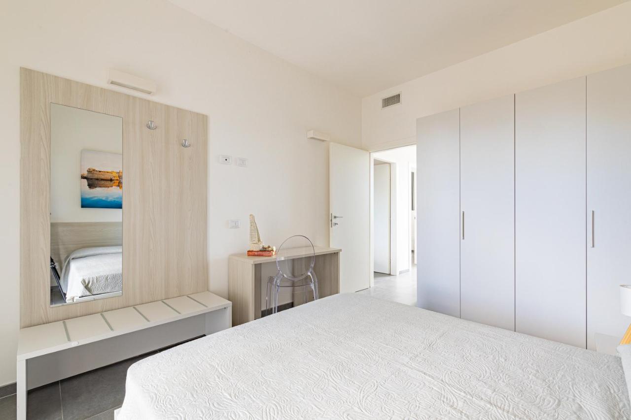 Peninsula Apartments Porto Cesareo Exterior photo